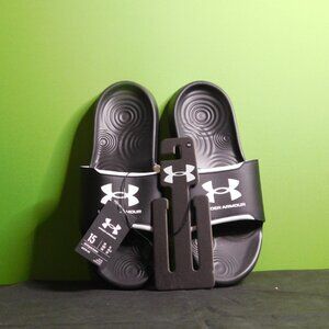 15 SIZE Under Armour Mens Under Armour Ignite Select